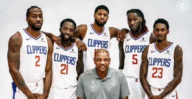 NBA全员身价排行榜（揭秘NBA球员们令人震惊的身价，谁是最富有的球员？）